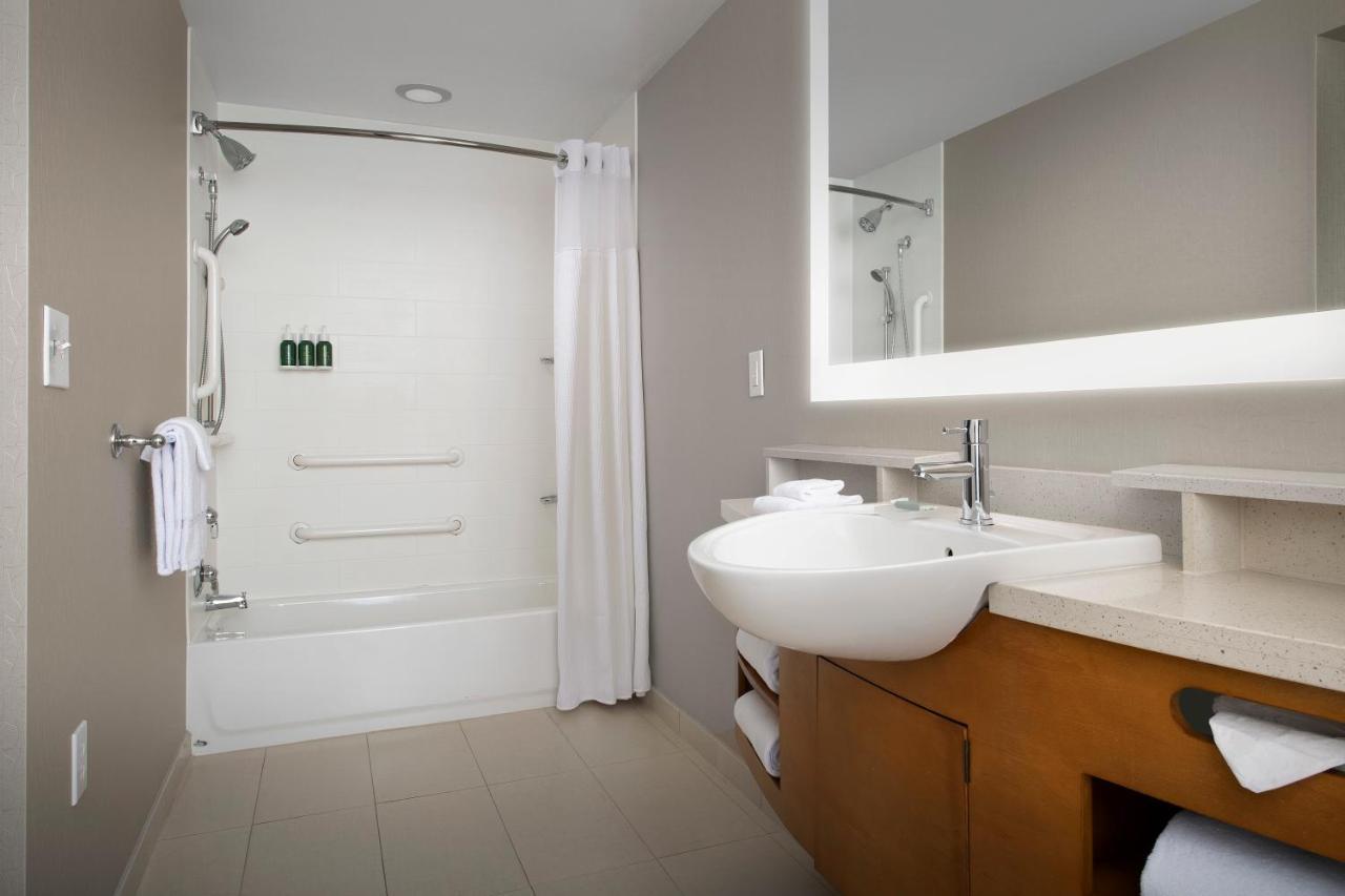 Springhill Suites By Marriott Huntsville West/Research Park Bagian luar foto